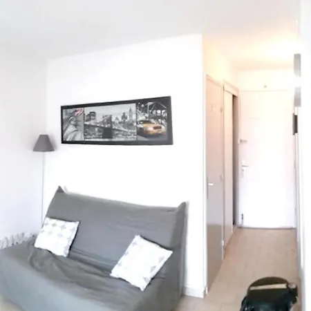 Apartment D'une A Avec Magnifique Vue Sur La Mer Et Jardin Clos Agde