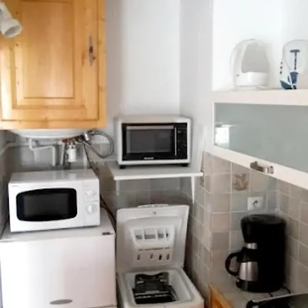 D'une A Avec Magnifique Vue Sur La Mer Et Jardin Clos Apartment *